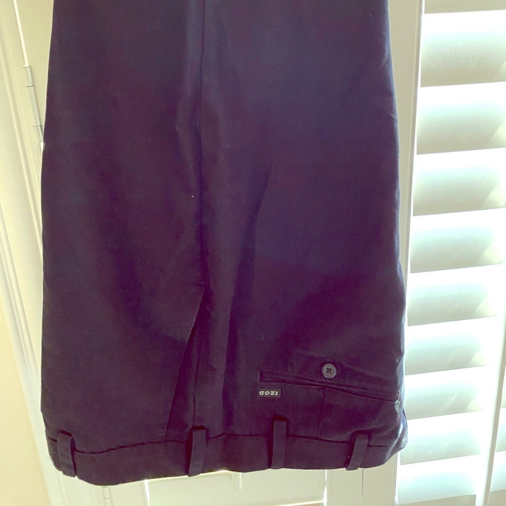 IZOD Men's Regular Chino 40W x 32L